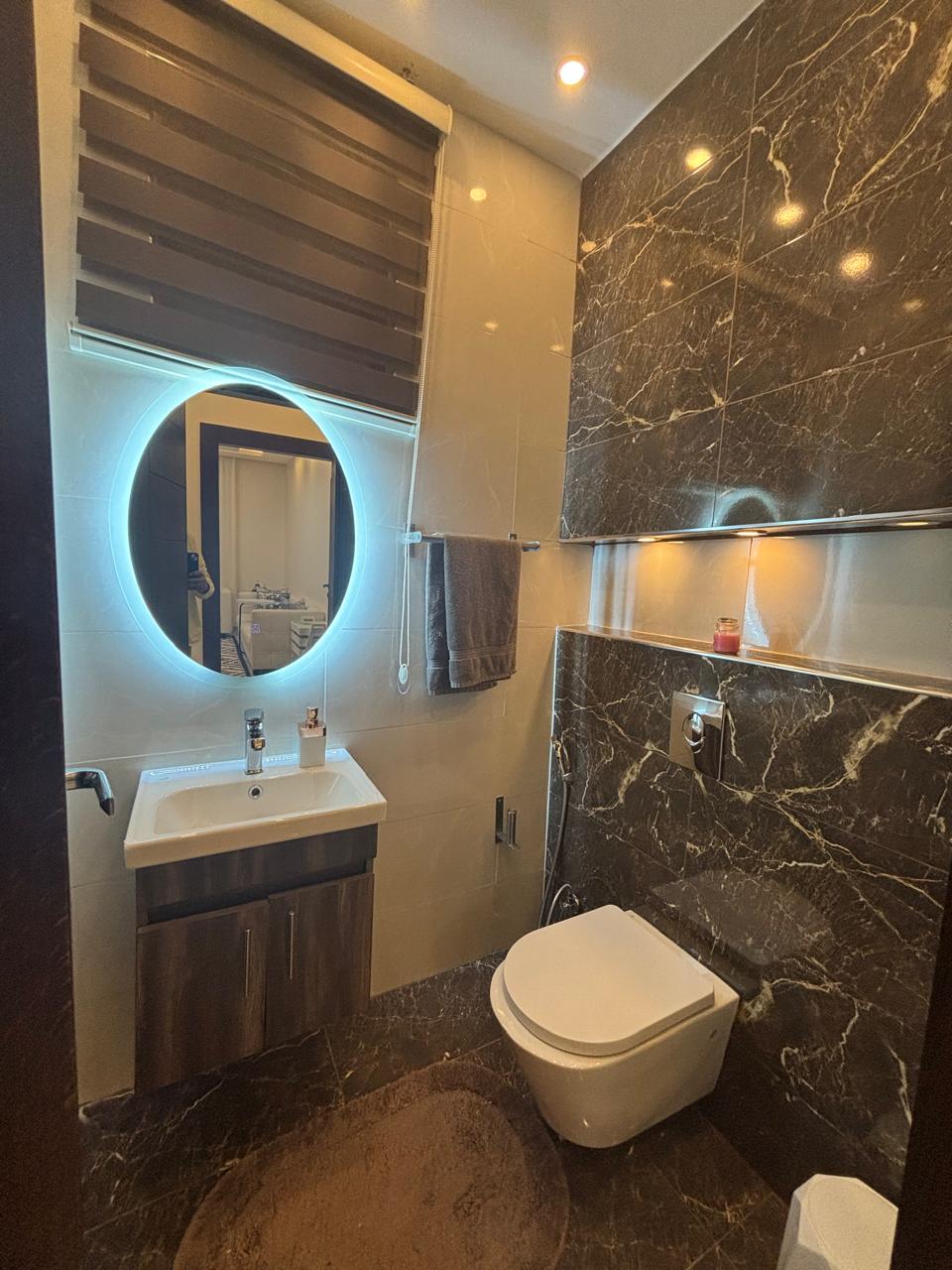 2c425d88-cc44-4412-b849-80200a5aa8cd