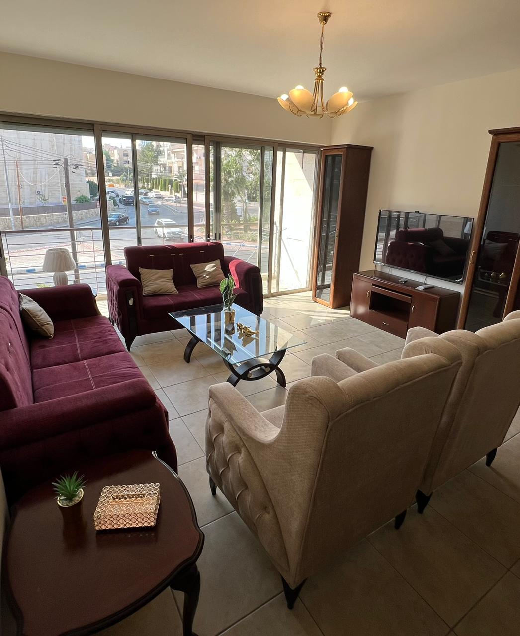 643b15b4-d477-4361-8a42-af563532ae10