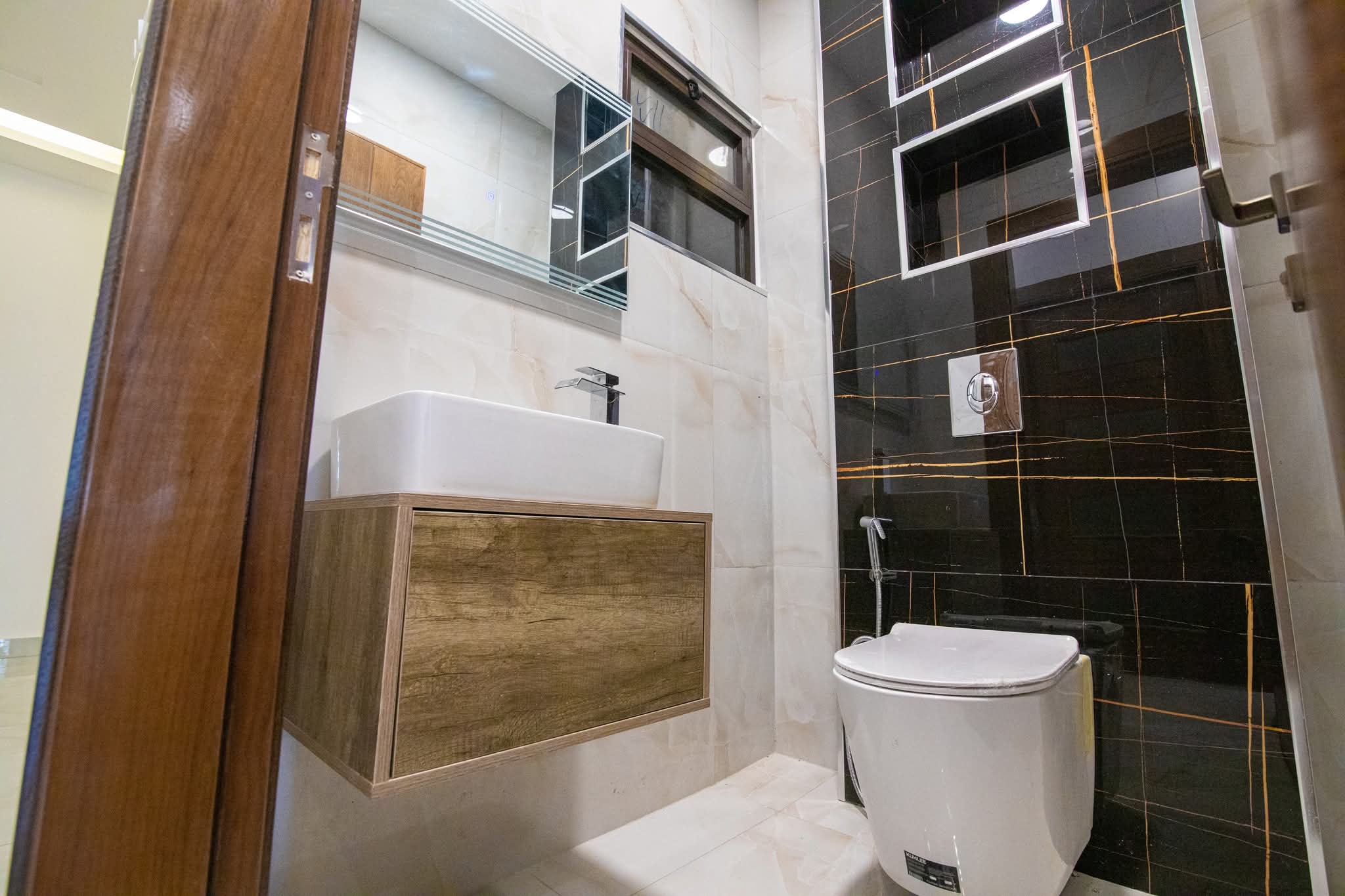 7983e093-6440-4acc-b40e-c4dc0a8985d4