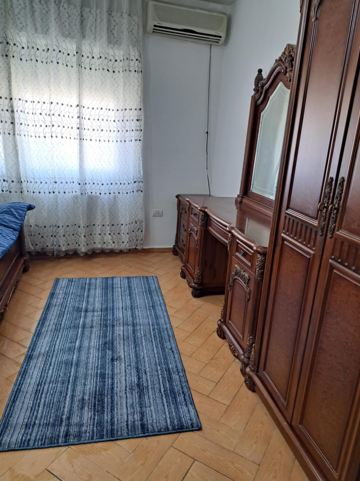 8c388991-d1bd-4168-8e59-7a1a2d956f2b