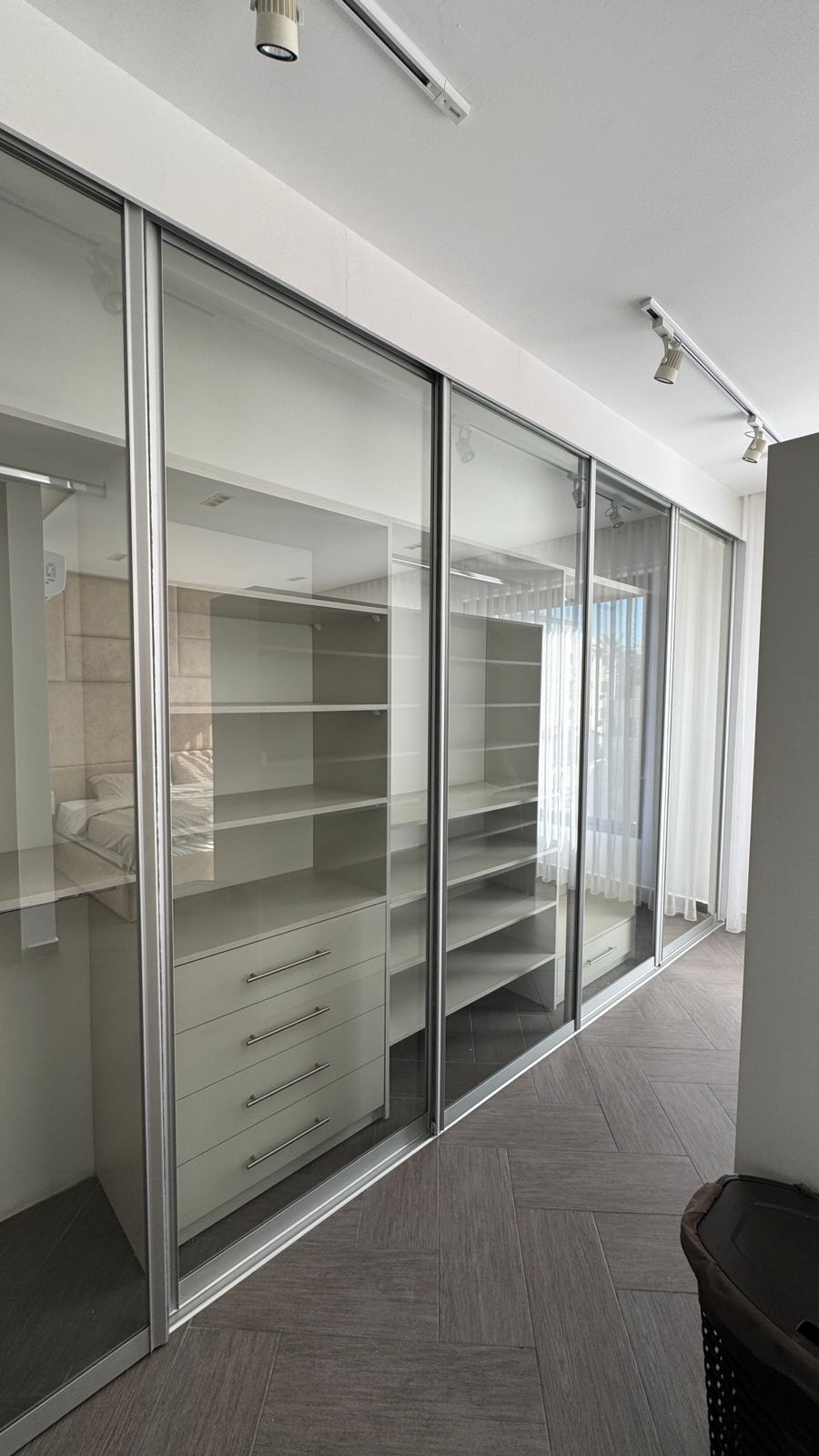 98da3415-ec7d-452e-b0e0-89cf7e3e7f75