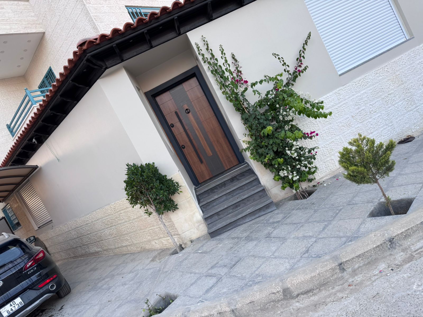 cb1c46f1-5596-480a-80bc-378a74dbe648