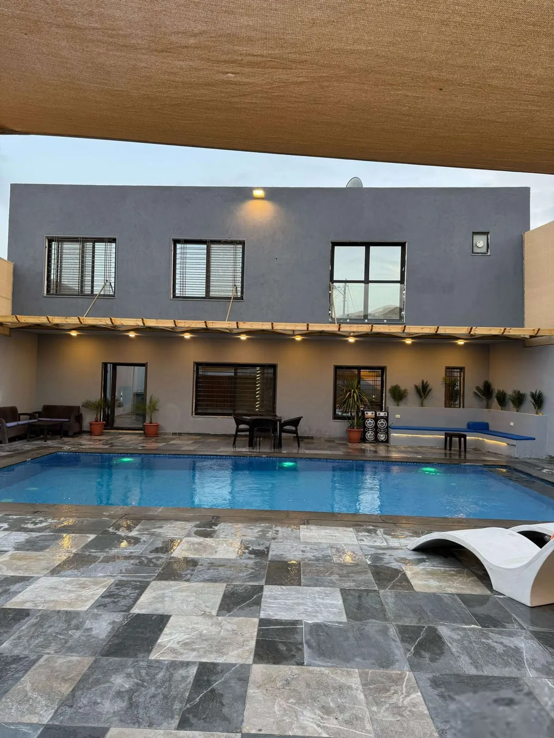 ddfbe5b007_12_cleaned