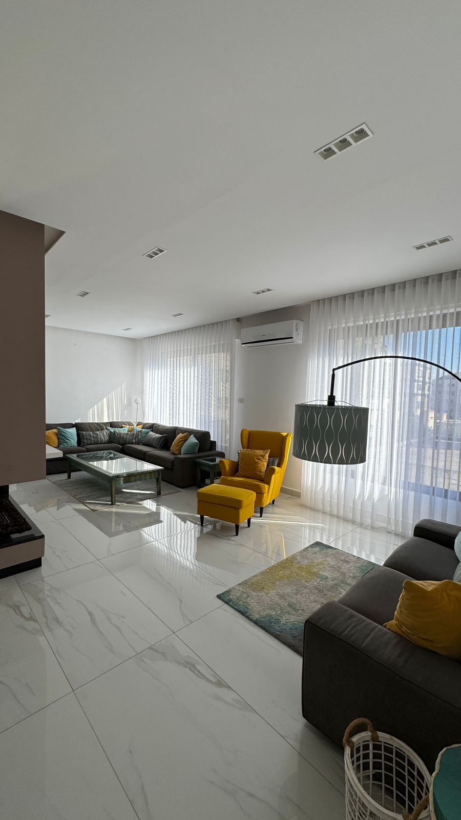 f3212981-ba5f-4477-ba2d-232a848513ce